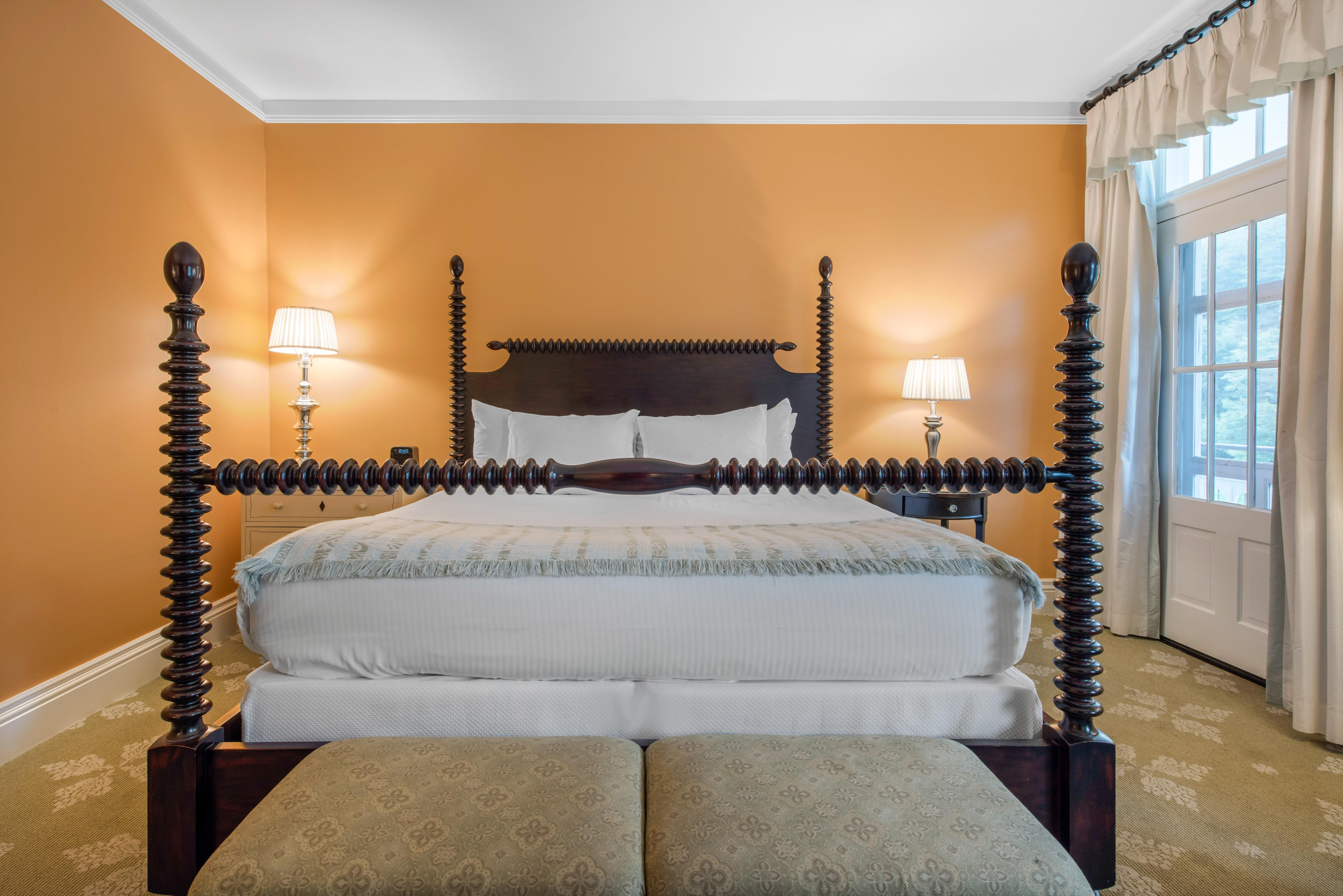 Resort Omni Springs & 4*